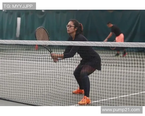 重庆网球队边路渗透战术分析及其在比赛中的成效与不足之处探讨